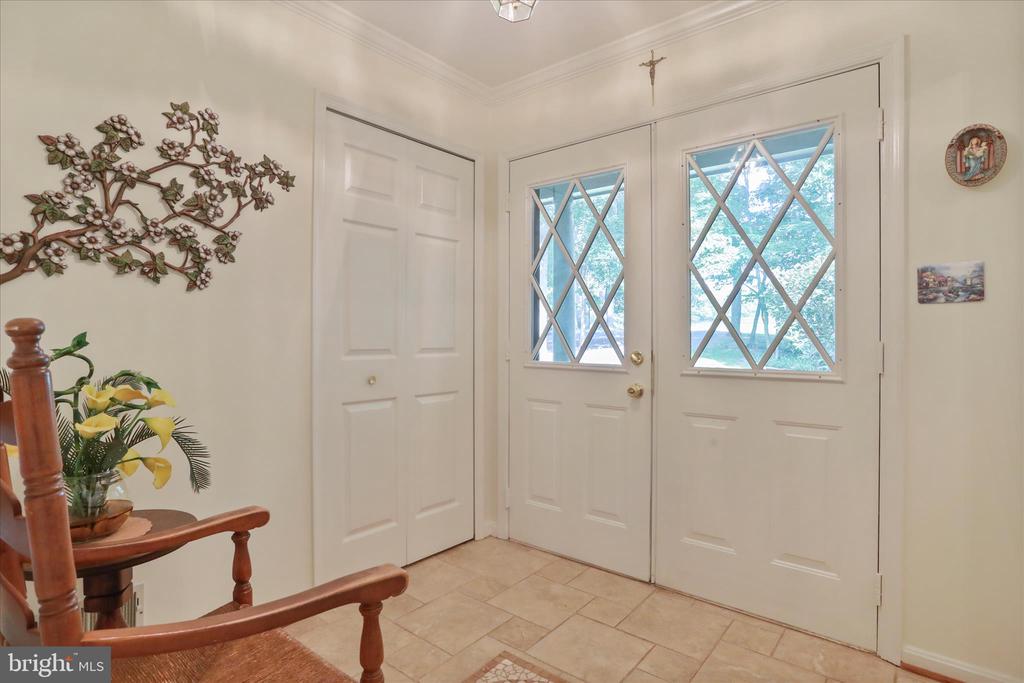 9387 COVENANT HILL LN, MARSHALL, Virginia 20115, 4 Bedrooms Bedrooms, ,3 BathroomsBathrooms,Residential,9387 COVENANT HILL LN,VAFQ2021878 MLS # VAFQ2021878