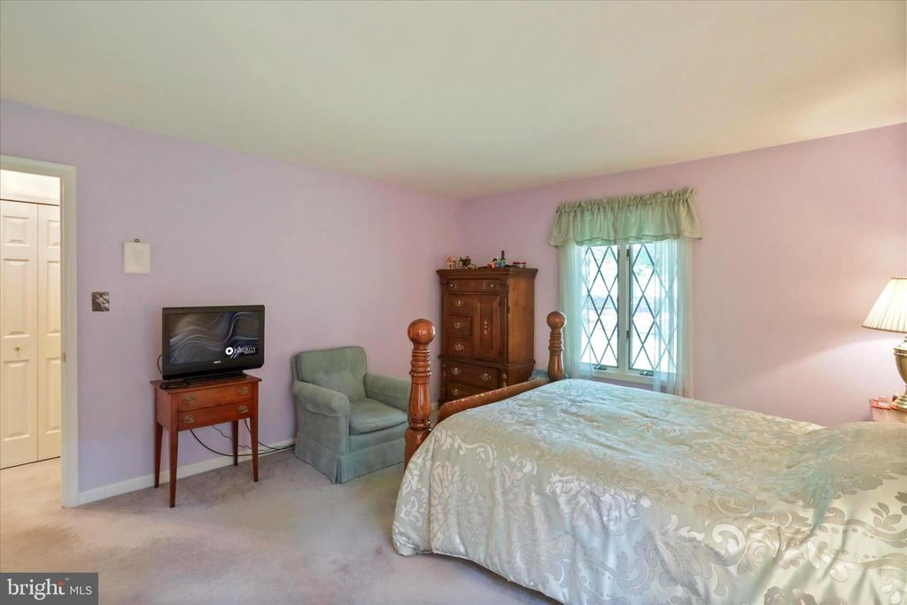9387 COVENANT HILL LN, MARSHALL, Virginia 20115, 4 Bedrooms Bedrooms, ,3 BathroomsBathrooms,Residential,9387 COVENANT HILL LN,VAFQ2021878 MLS # VAFQ2021878
