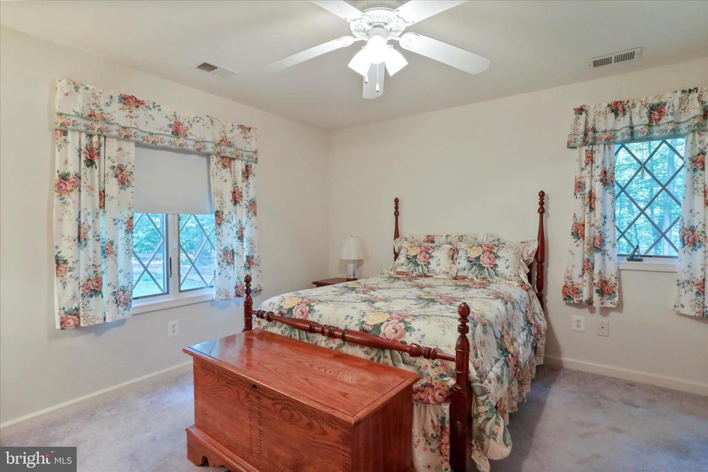 9387 COVENANT HILL LN, MARSHALL, Virginia 20115, 4 Bedrooms Bedrooms, ,3 BathroomsBathrooms,Residential,9387 COVENANT HILL LN,VAFQ2021878 MLS # VAFQ2021878