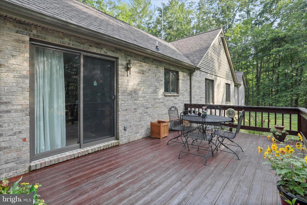 9387 COVENANT HILL LN, MARSHALL, Virginia 20115, 4 Bedrooms Bedrooms, ,3 BathroomsBathrooms,Residential,9387 COVENANT HILL LN,VAFQ2021878 MLS # VAFQ2021878