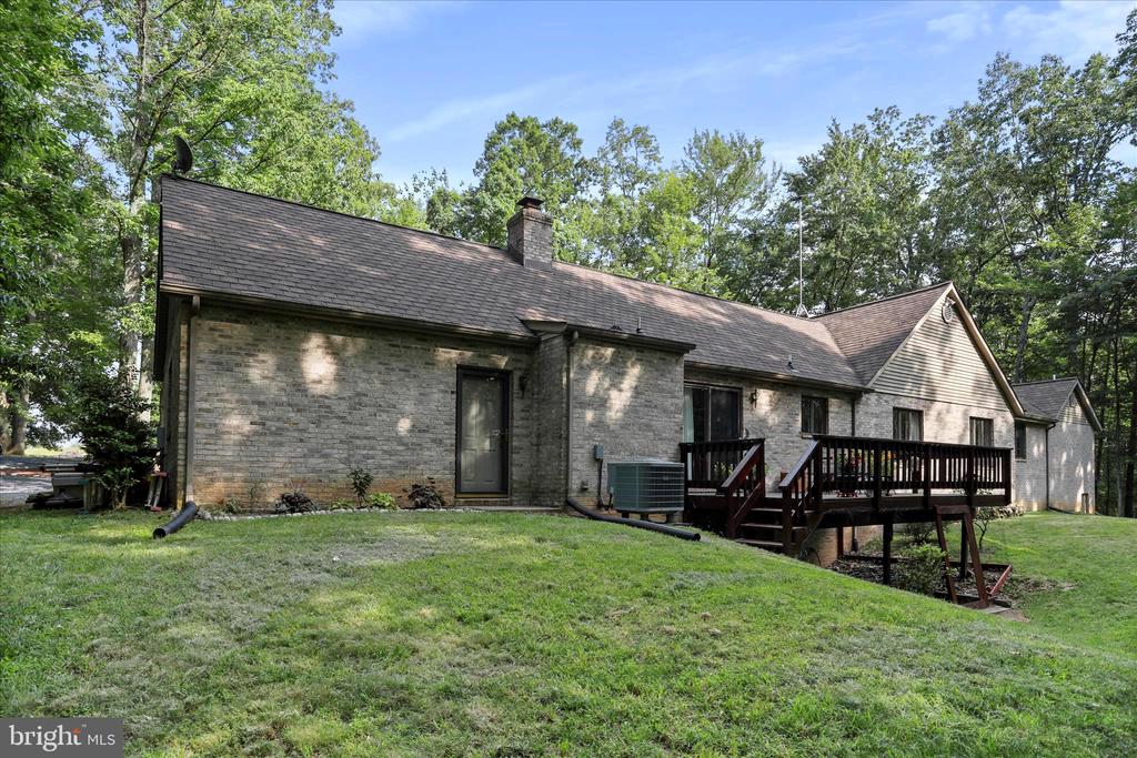 9387 COVENANT HILL LN, MARSHALL, Virginia 20115, 4 Bedrooms Bedrooms, ,3 BathroomsBathrooms,Residential,9387 COVENANT HILL LN,VAFQ2021878 MLS # VAFQ2021878