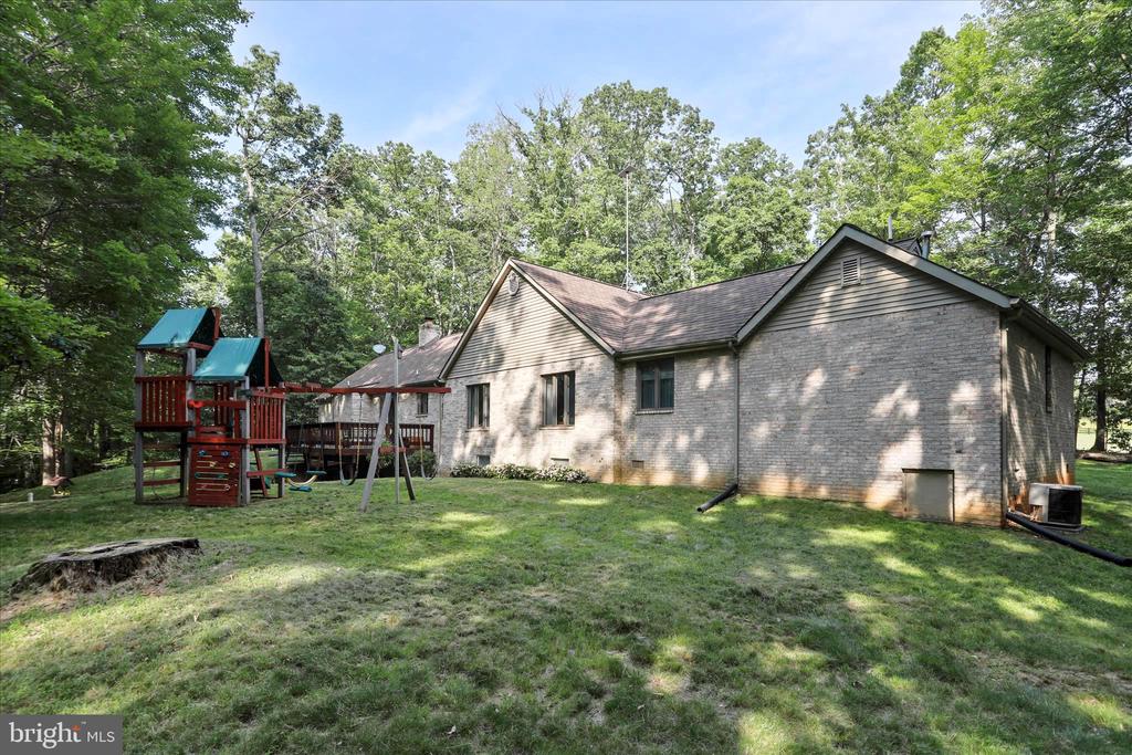 9387 COVENANT HILL LN, MARSHALL, Virginia 20115, 4 Bedrooms Bedrooms, ,3 BathroomsBathrooms,Residential,9387 COVENANT HILL LN,VAFQ2021878 MLS # VAFQ2021878