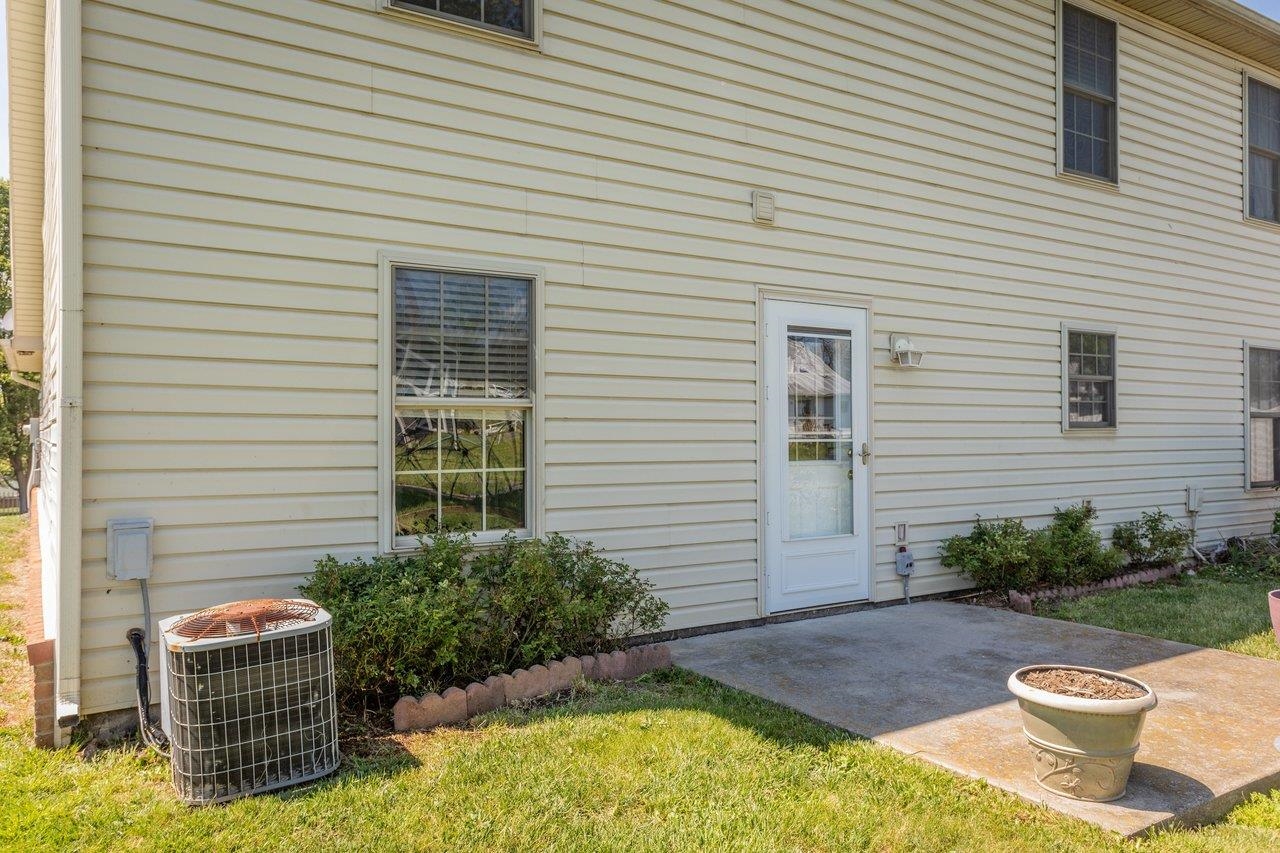 135 ALGER LN, BROADWAY, Virginia 22815, 3 Bedrooms Bedrooms, ,2 BathroomsBathrooms,Residential,135 ALGER LN,676681 MLS # 676681