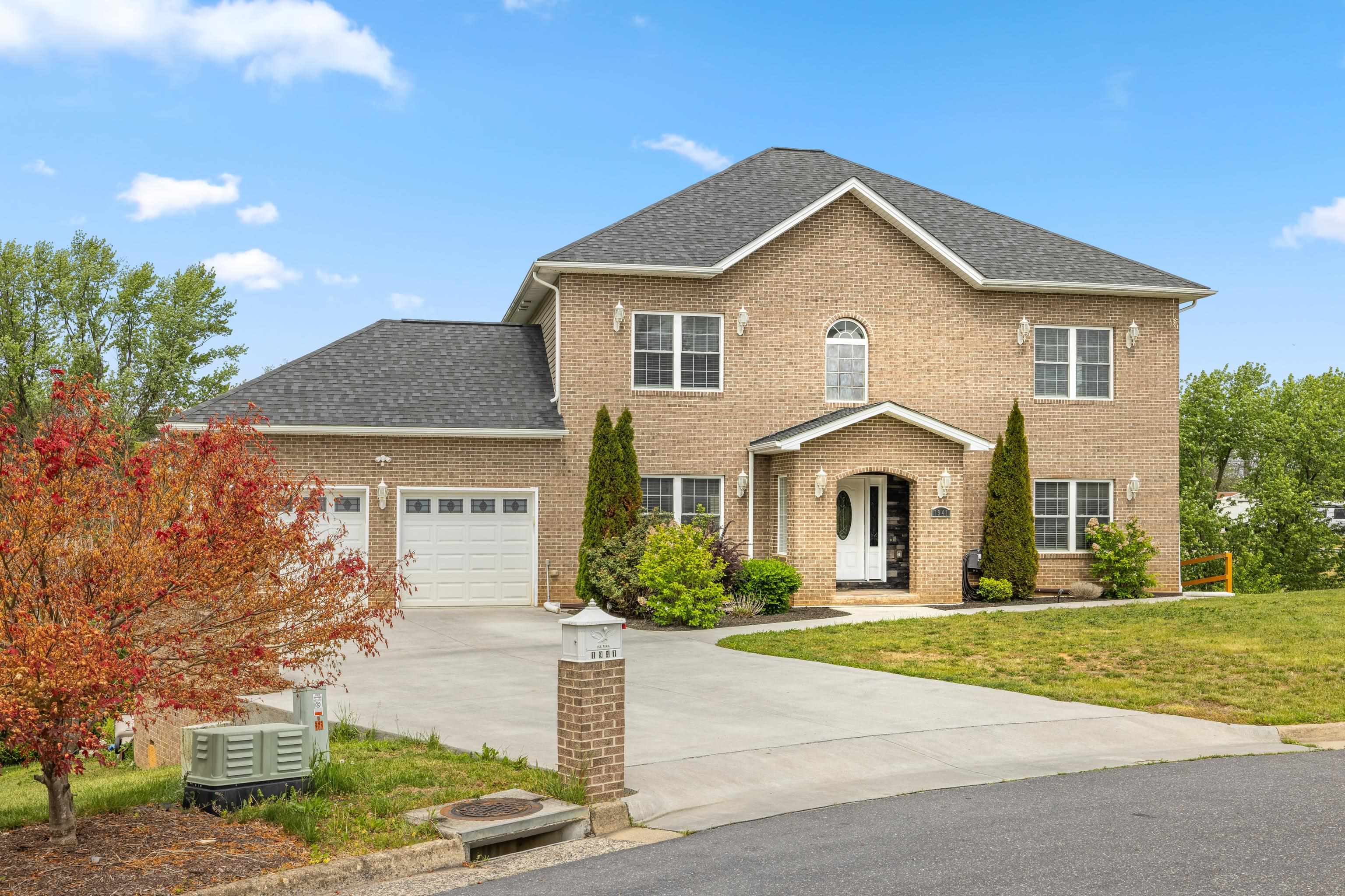 1941 RHIANON LN, HARRISONBURG, Virginia 22801, 7 Bedrooms Bedrooms, ,4 BathroomsBathrooms,Residential,1941 RHIANON LN,676691 MLS # 676691