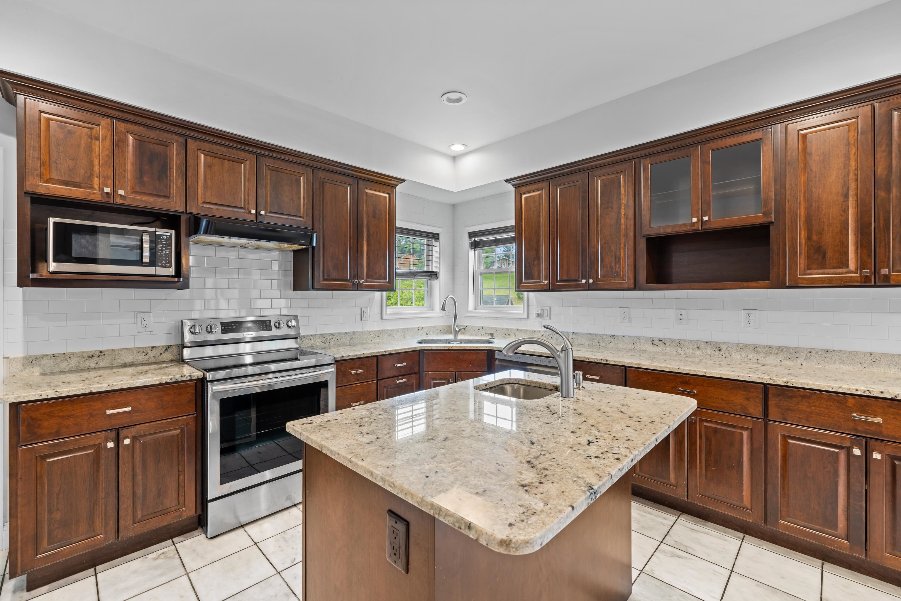 1941 RHIANON LN, HARRISONBURG, Virginia 22801, 7 Bedrooms Bedrooms, ,4 BathroomsBathrooms,Residential,1941 RHIANON LN,676691 MLS # 676691