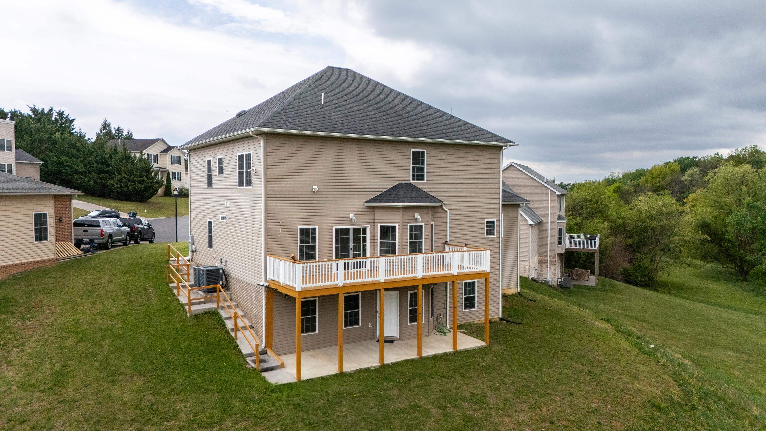 1941 RHIANON LN, HARRISONBURG, Virginia 22801, 7 Bedrooms Bedrooms, ,4 BathroomsBathrooms,Residential,1941 RHIANON LN,676691 MLS # 676691