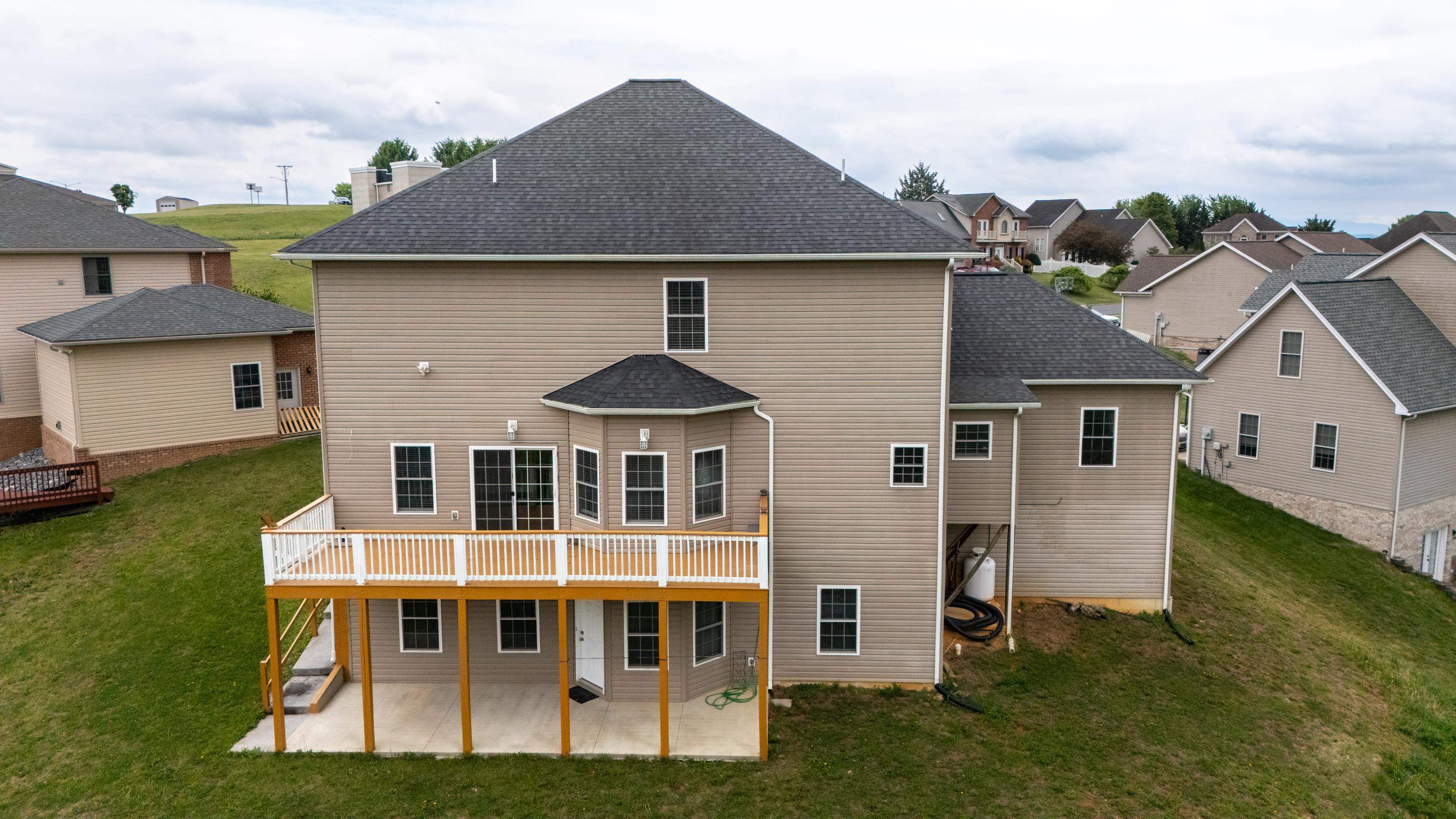 1941 RHIANON LN, HARRISONBURG, Virginia 22801, 7 Bedrooms Bedrooms, ,4 BathroomsBathrooms,Residential,1941 RHIANON LN,676691 MLS # 676691