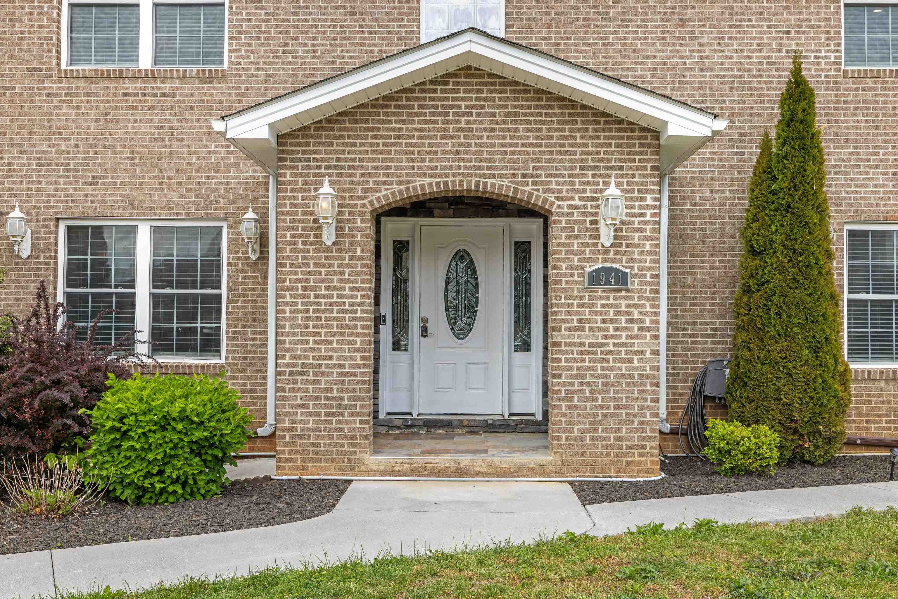 1941 RHIANON LN, HARRISONBURG, Virginia 22801, 7 Bedrooms Bedrooms, ,4 BathroomsBathrooms,Residential,1941 RHIANON LN,676691 MLS # 676691