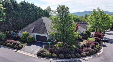 685 COURTYARD CT, CHARLOTTESVILLE, Virginia 22903, 3 Bedrooms Bedrooms, ,2 BathroomsBathrooms,Residential,685 COURTYARD CT,676693 MLS # 676693