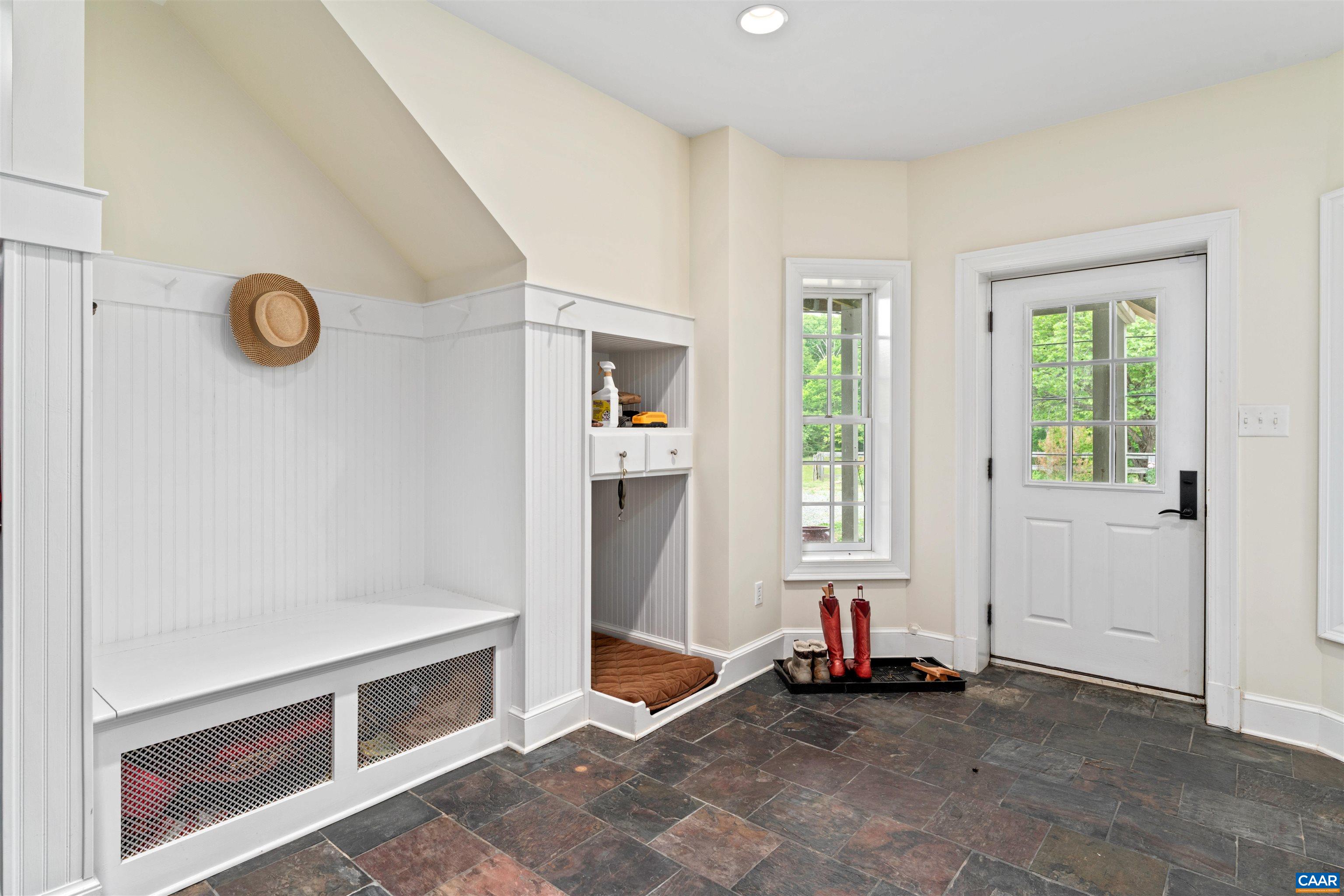 1614 CARRIAGE DR, MANAKIN SABOT, Virginia 23103, 5 Bedrooms Bedrooms, ,4 BathroomsBathrooms,Residential,Greenlea,1614 CARRIAGE DR,676700 MLS # 676700
