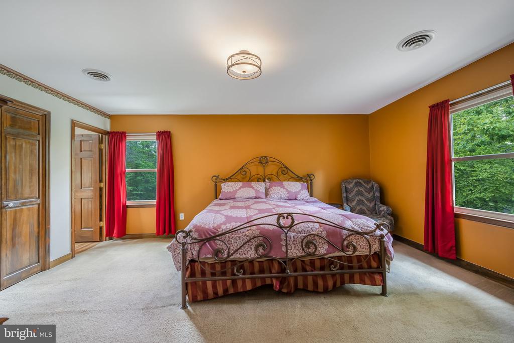 2065 SPOTSWOOD DR, LOCUST GROVE, Virginia 22508, 3 Bedrooms Bedrooms, ,2 BathroomsBathrooms,Residential,2065 SPOTSWOOD DR,VAOR2013808 MLS # VAOR2013808