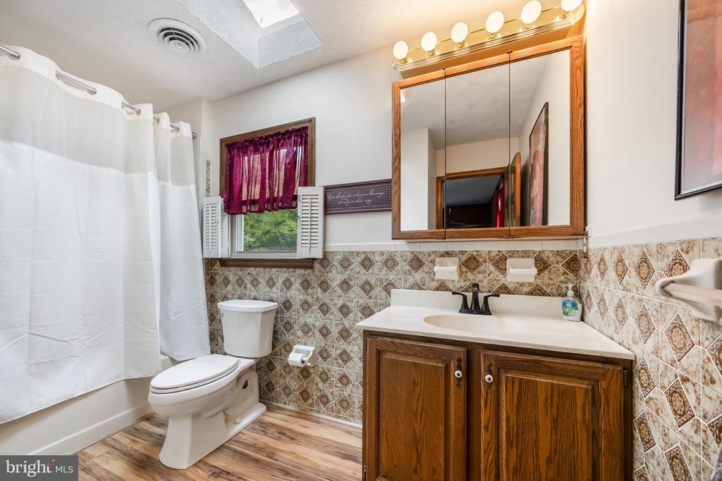 2065 SPOTSWOOD DR, LOCUST GROVE, Virginia 22508, 3 Bedrooms Bedrooms, ,2 BathroomsBathrooms,Residential,2065 SPOTSWOOD DR,VAOR2013808 MLS # VAOR2013808