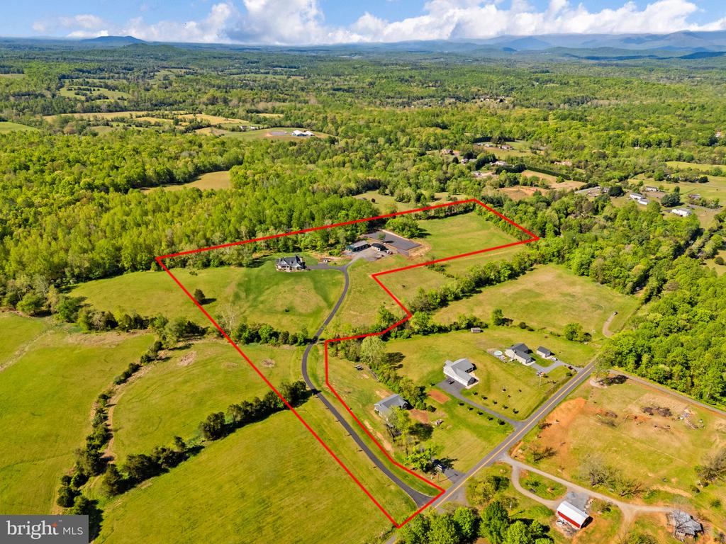 11194 HOMELAND RD, RIXEYVILLE, Virginia 22737, 5 Bedrooms Bedrooms, ,4 BathroomsBathrooms,Residential,11194 HOMELAND RD,VACU2013398 MLS # VACU2013398