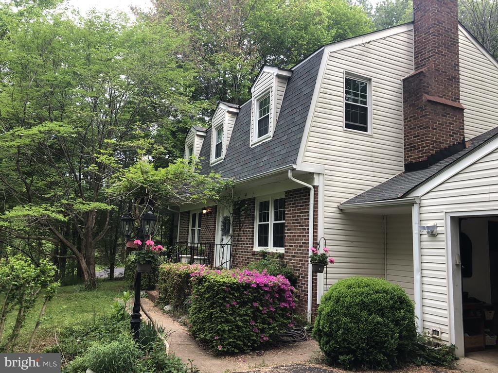 6990 IVY HILL DR, WARRENTON, Virginia 20187, 3 Bedrooms Bedrooms, ,2 BathroomsBathrooms,Residential,6990 IVY HILL DR,VAFQ2021784 MLS # VAFQ2021784