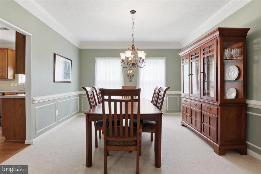 265 FOX CHASE ST, WARRENTON, Virginia 20186, 4 Bedrooms Bedrooms, ,2 BathroomsBathrooms,Residential,265 FOX CHASE ST,VAFQ2021852 MLS # VAFQ2021852