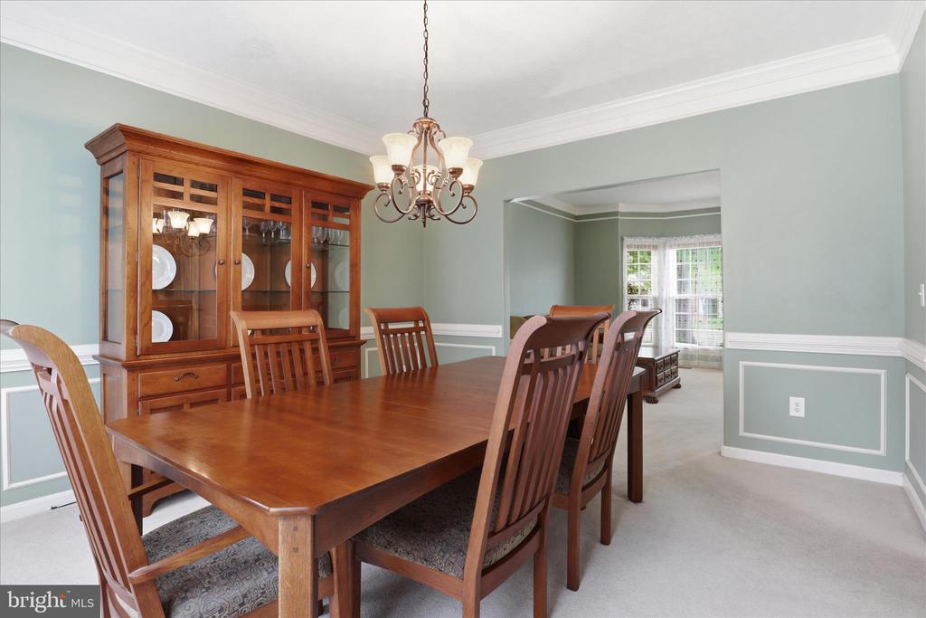 265 FOX CHASE ST, WARRENTON, Virginia 20186, 4 Bedrooms Bedrooms, ,2 BathroomsBathrooms,Residential,265 FOX CHASE ST,VAFQ2021852 MLS # VAFQ2021852