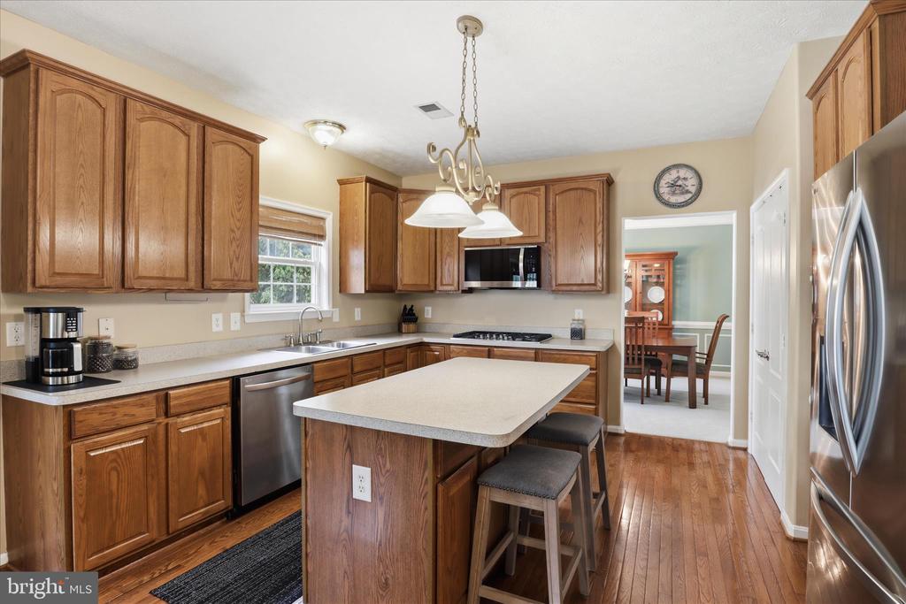 265 FOX CHASE ST, WARRENTON, Virginia 20186, 4 Bedrooms Bedrooms, ,2 BathroomsBathrooms,Residential,265 FOX CHASE ST,VAFQ2021852 MLS # VAFQ2021852