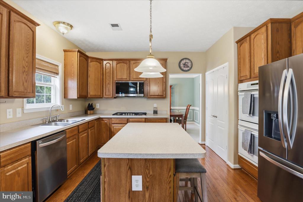 265 FOX CHASE ST, WARRENTON, Virginia 20186, 4 Bedrooms Bedrooms, ,2 BathroomsBathrooms,Residential,265 FOX CHASE ST,VAFQ2021852 MLS # VAFQ2021852