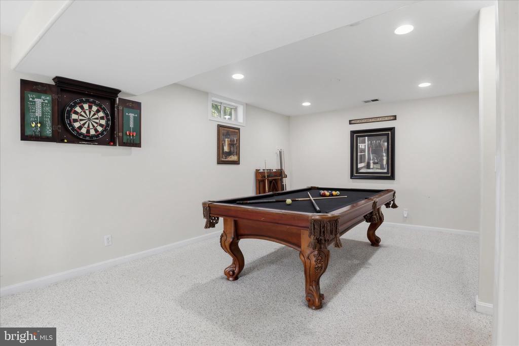 265 FOX CHASE ST, WARRENTON, Virginia 20186, 4 Bedrooms Bedrooms, ,2 BathroomsBathrooms,Residential,265 FOX CHASE ST,VAFQ2021852 MLS # VAFQ2021852