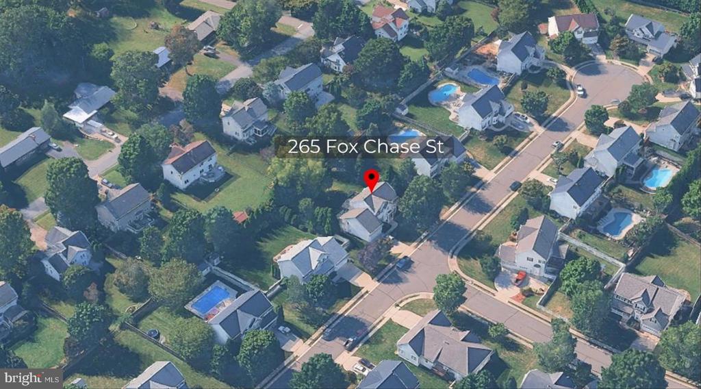 265 FOX CHASE ST, WARRENTON, Virginia 20186, 4 Bedrooms Bedrooms, ,2 BathroomsBathrooms,Residential,265 FOX CHASE ST,VAFQ2021852 MLS # VAFQ2021852