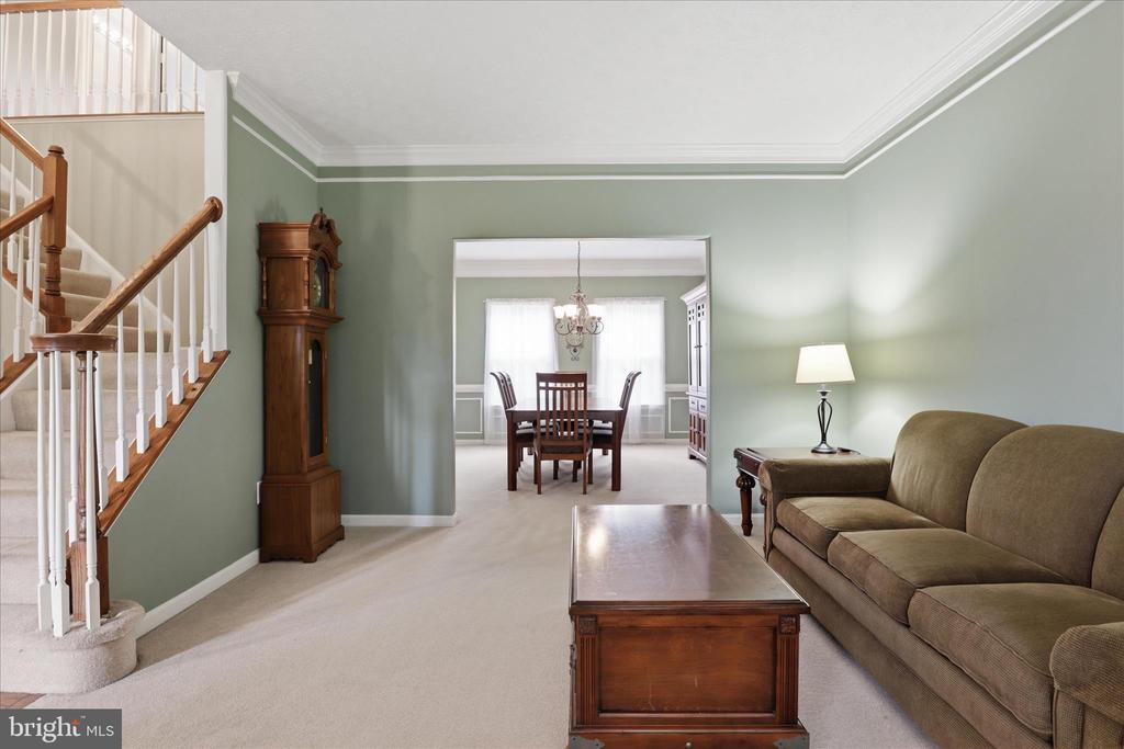 265 FOX CHASE ST, WARRENTON, Virginia 20186, 4 Bedrooms Bedrooms, ,2 BathroomsBathrooms,Residential,265 FOX CHASE ST,VAFQ2021852 MLS # VAFQ2021852
