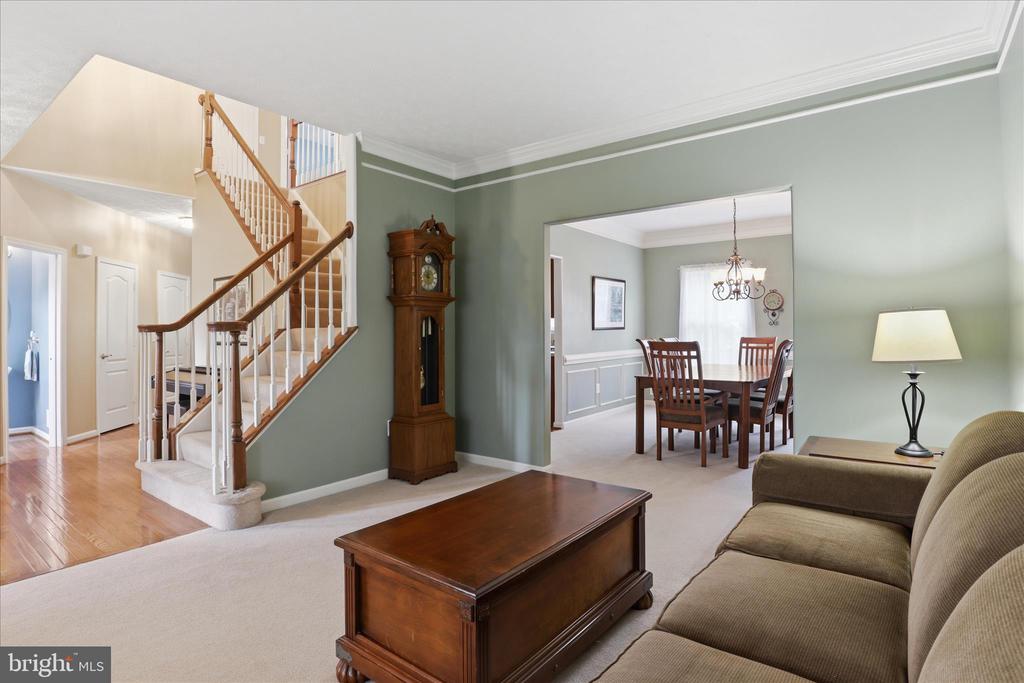 265 FOX CHASE ST, WARRENTON, Virginia 20186, 4 Bedrooms Bedrooms, ,2 BathroomsBathrooms,Residential,265 FOX CHASE ST,VAFQ2021852 MLS # VAFQ2021852