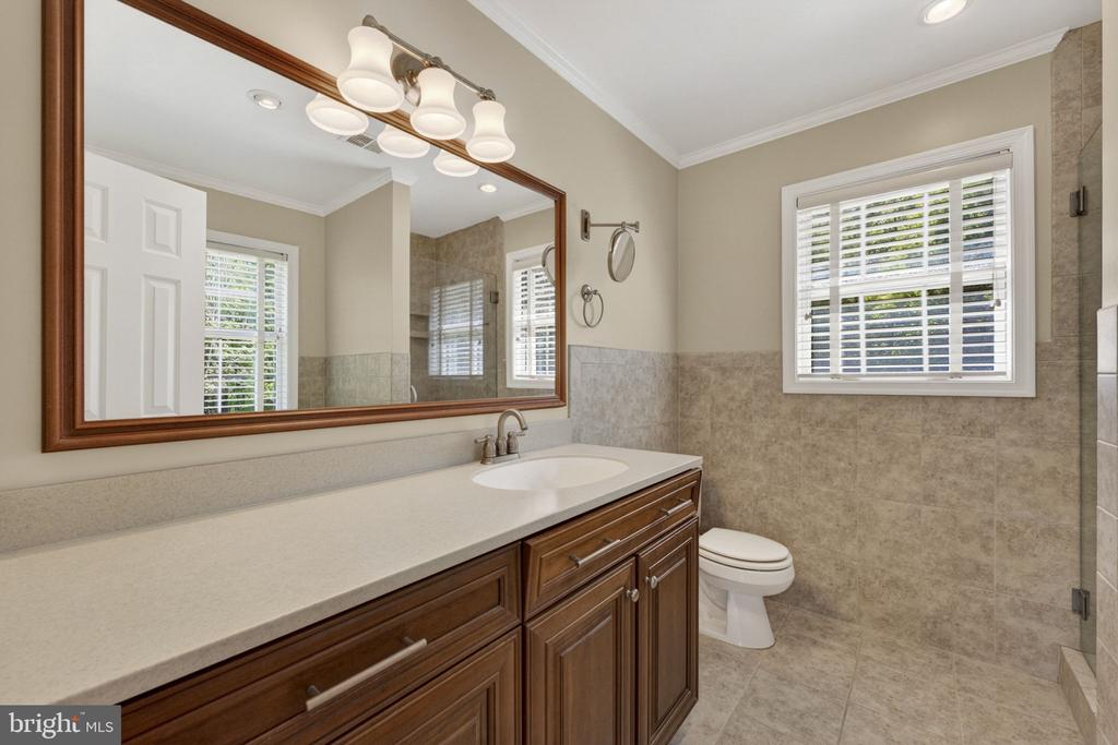 12151 DEERFIELD LN, AMISSVILLE, Virginia 20106, 3 Bedrooms Bedrooms, ,2 BathroomsBathrooms,Residential,12151 DEERFIELD LN,VAFQ2021882 MLS # VAFQ2021882