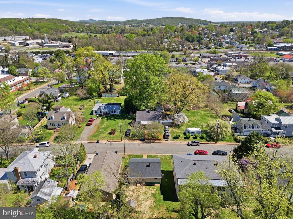 188 PELISO AVE, ORANGE, Virginia 22960, 2 Bedrooms Bedrooms, ,1 BathroomBathrooms,Residential,188 PELISO AVE,VAOR2014056 MLS # VAOR2014056