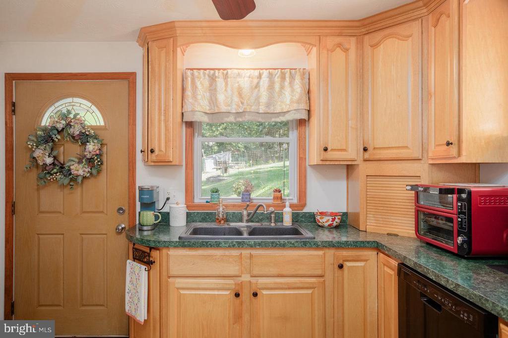 279 HELMS RD, STANLEY, Virginia 22851, 5 Bedrooms Bedrooms, ,2 BathroomsBathrooms,Residential,279 HELMS RD,VAPA2006372 MLS # VAPA2006372