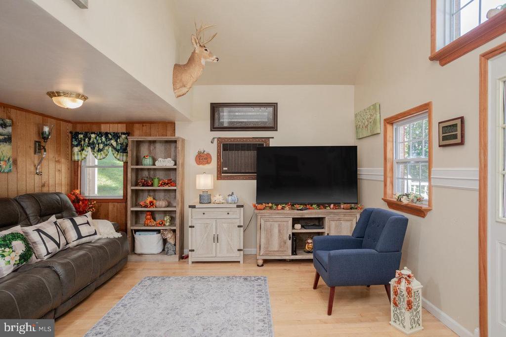 279 HELMS RD, STANLEY, Virginia 22851, 5 Bedrooms Bedrooms, ,2 BathroomsBathrooms,Residential,279 HELMS RD,VAPA2006372 MLS # VAPA2006372