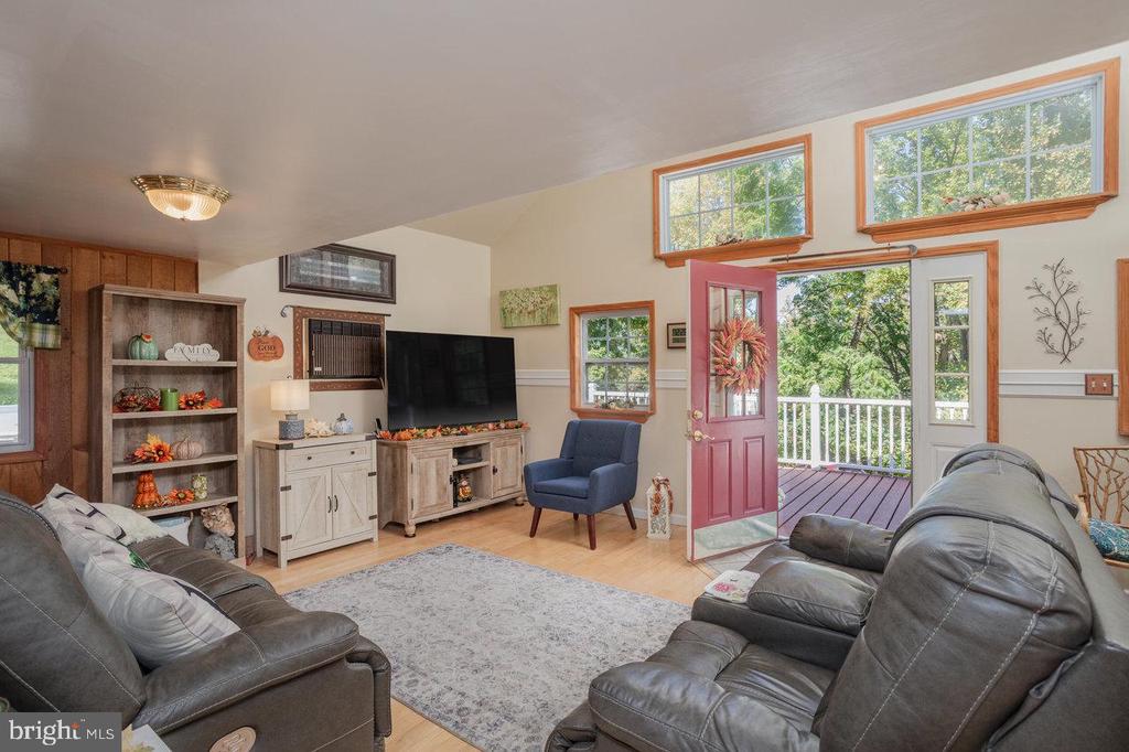279 HELMS RD, STANLEY, Virginia 22851, 5 Bedrooms Bedrooms, ,2 BathroomsBathrooms,Residential,279 HELMS RD,VAPA2006372 MLS # VAPA2006372