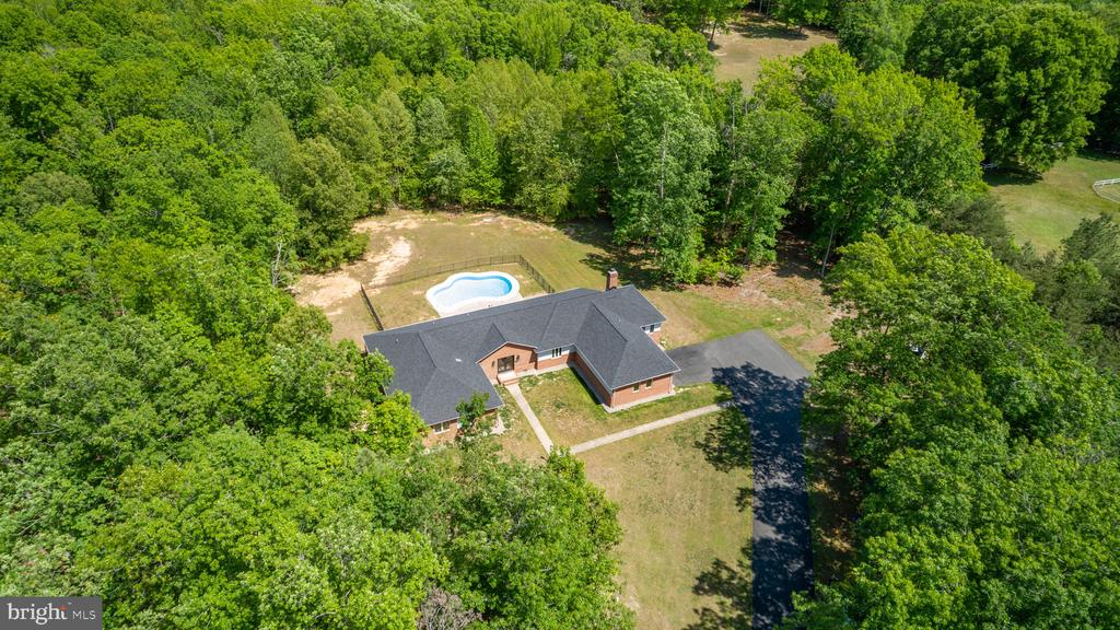 10201 ELYS FORD RD, FREDERICKSBURG, Virginia 22407, 4 Bedrooms Bedrooms, ,3 BathroomsBathrooms,Residential,10201 ELYS FORD RD,VASP2041376 MLS # VASP2041376