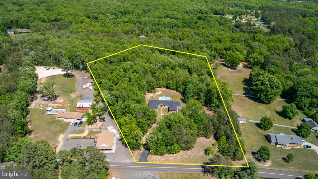 10201 ELYS FORD RD, FREDERICKSBURG, Virginia 22407, 4 Bedrooms Bedrooms, ,3 BathroomsBathrooms,Residential,10201 ELYS FORD RD,VASP2041376 MLS # VASP2041376