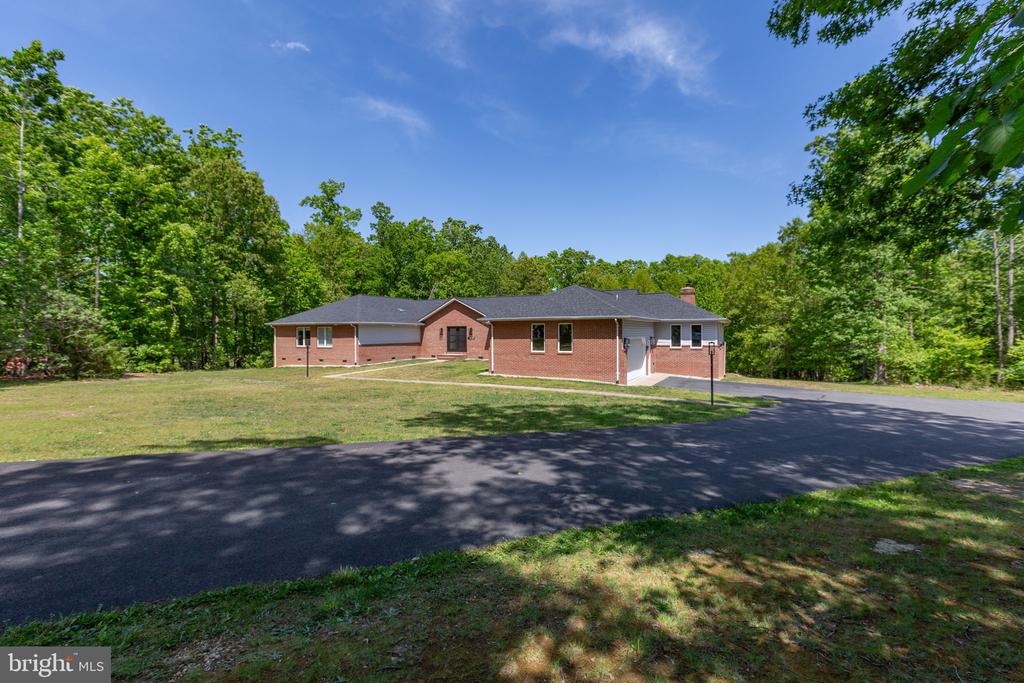 10201 ELYS FORD RD, FREDERICKSBURG, Virginia 22407, 4 Bedrooms Bedrooms, ,3 BathroomsBathrooms,Residential,10201 ELYS FORD RD,VASP2041376 MLS # VASP2041376