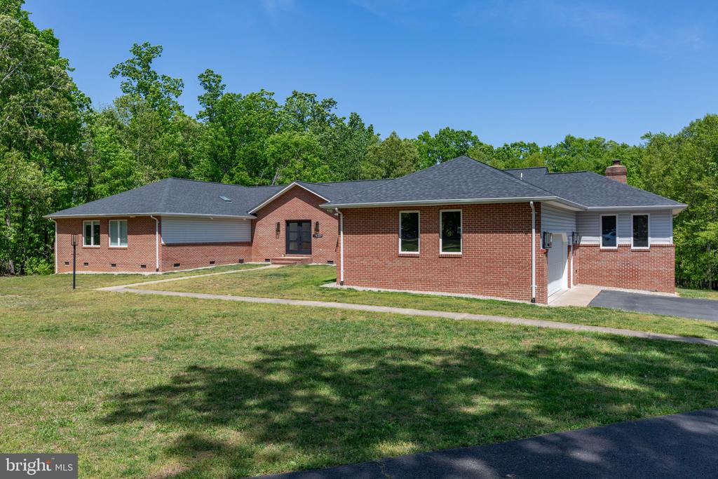 10201 ELYS FORD RD, FREDERICKSBURG, Virginia 22407, 4 Bedrooms Bedrooms, ,3 BathroomsBathrooms,Residential,10201 ELYS FORD RD,VASP2041376 MLS # VASP2041376