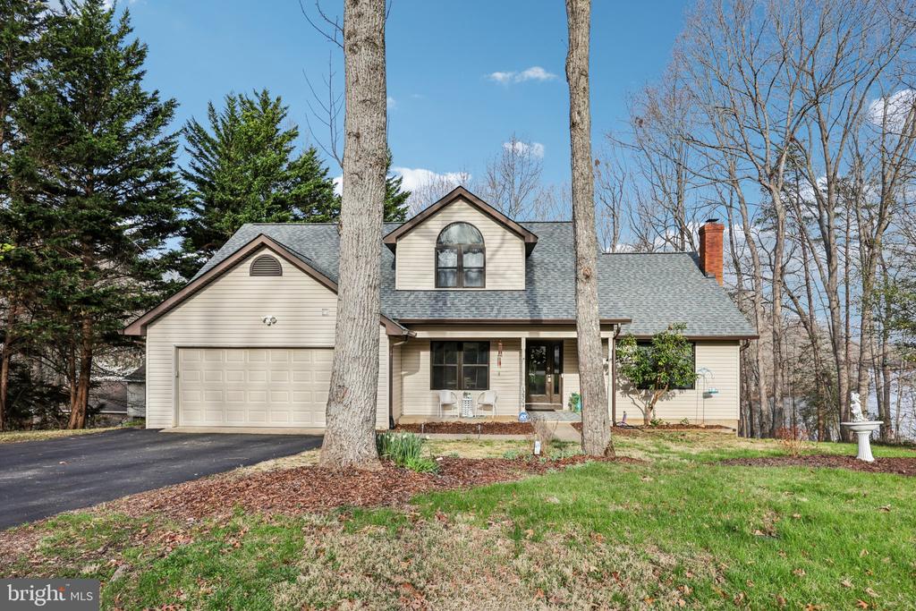 12504 HAWKINS LN, SPOTSYLVANIA, Virginia 22551, 3 Bedrooms Bedrooms, ,2 BathroomsBathrooms,Residential,12504 HAWKINS LN,VASP2041582 MLS # VASP2041582