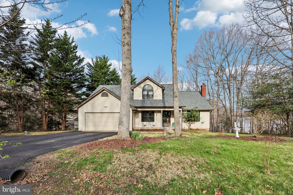 12504 HAWKINS LN, SPOTSYLVANIA, Virginia 22551, 3 Bedrooms Bedrooms, ,2 BathroomsBathrooms,Residential,12504 HAWKINS LN,VASP2041582 MLS # VASP2041582
