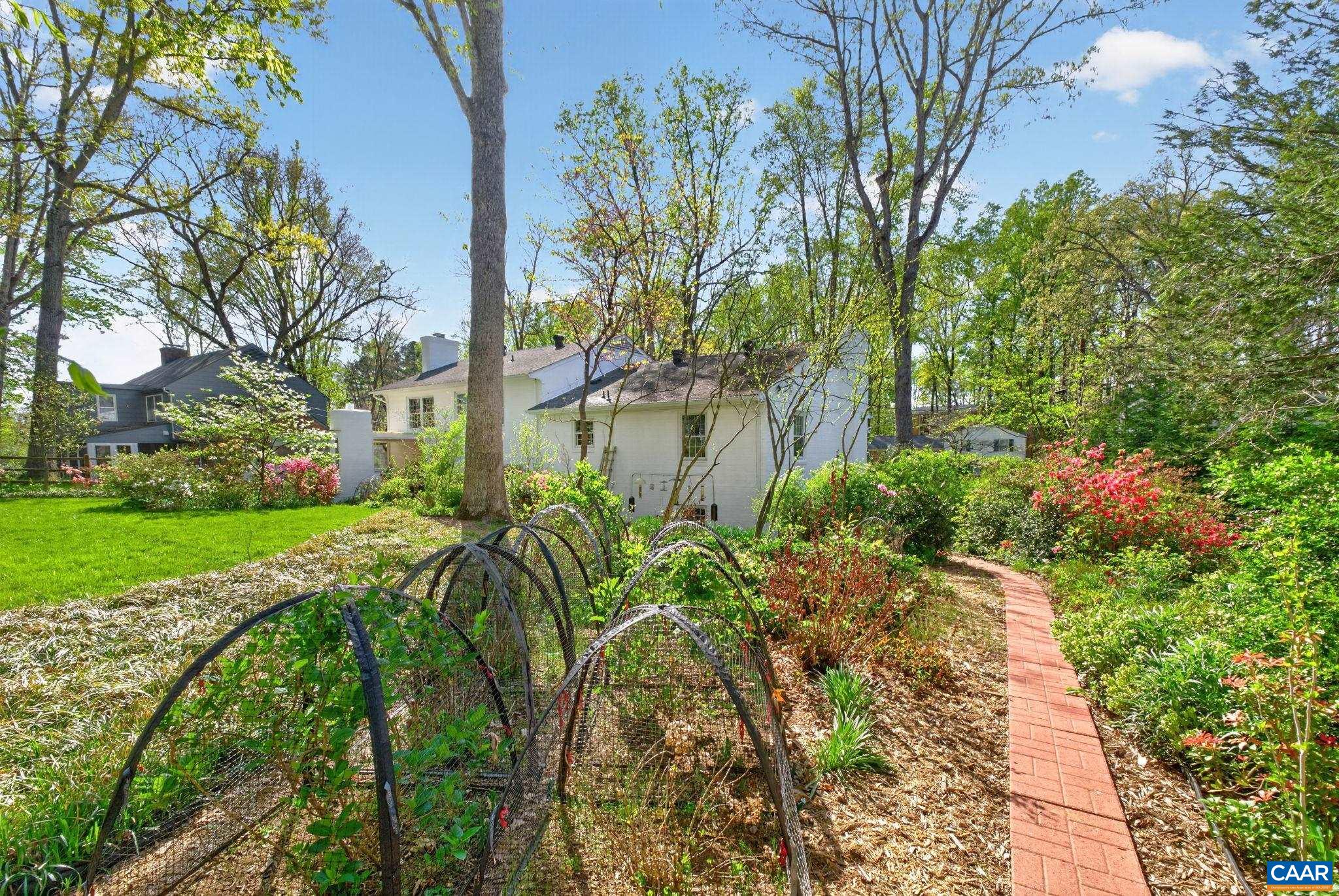 2409 KERRY LN, CHARLOTTESVILLE, Virginia 22901, 5 Bedrooms Bedrooms, ,3 BathroomsBathrooms,Residential,2409 KERRY LN,676418 MLS # 676418