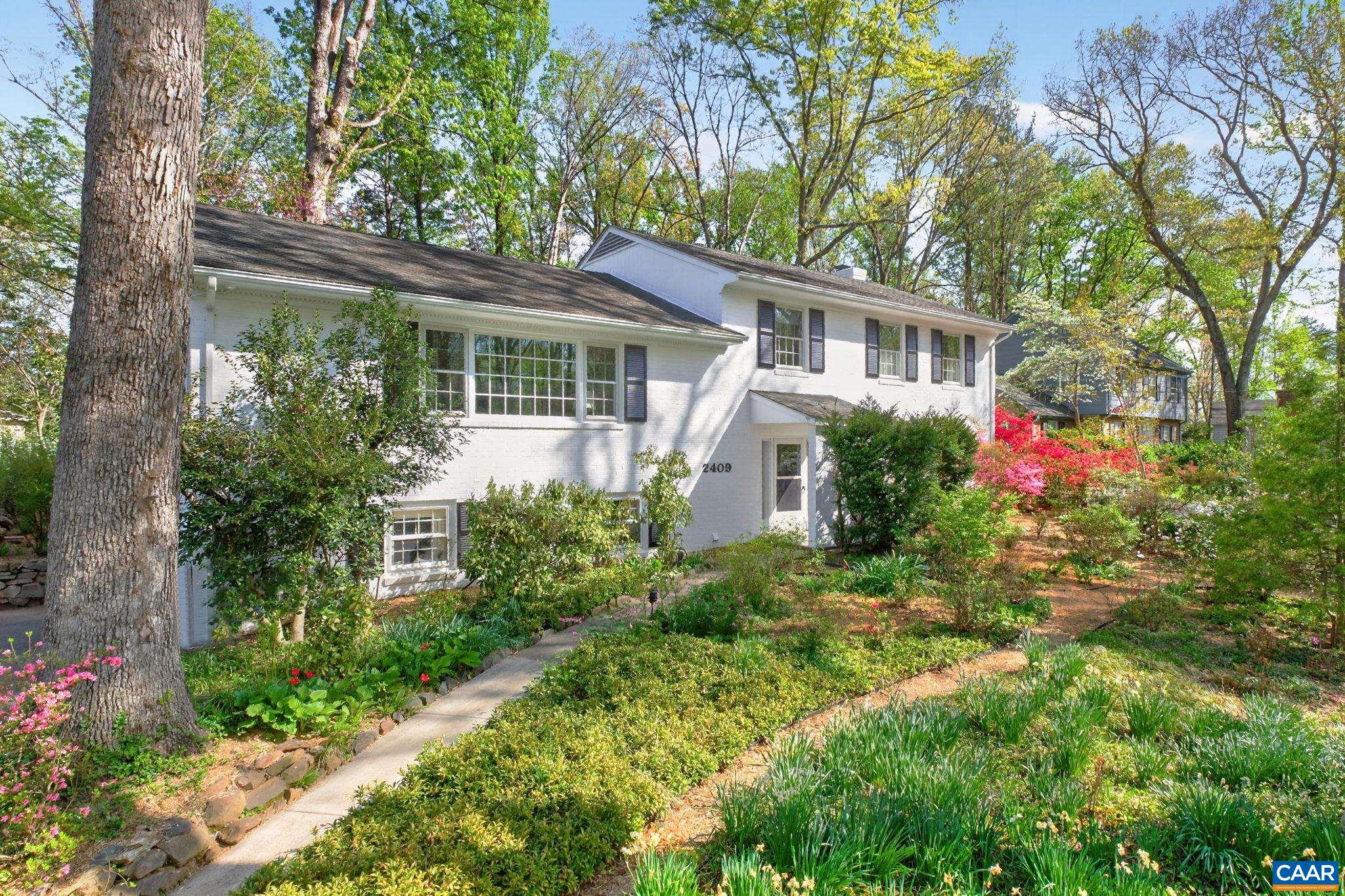 2409 KERRY LN, CHARLOTTESVILLE, Virginia 22901, 5 Bedrooms Bedrooms, ,3 BathroomsBathrooms,Residential,2409 KERRY LN,676418 MLS # 676418