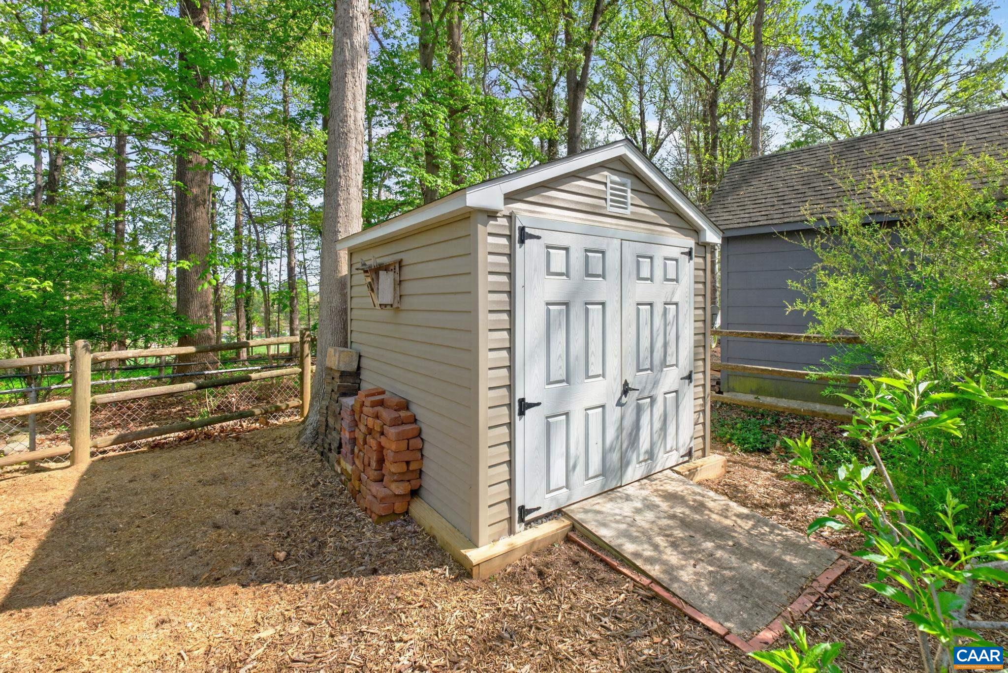 2409 KERRY LN, CHARLOTTESVILLE, Virginia 22901, 5 Bedrooms Bedrooms, ,3 BathroomsBathrooms,Residential,2409 KERRY LN,676418 MLS # 676418