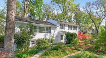 2409 KERRY LN, CHARLOTTESVILLE, Virginia 22901, 5 Bedrooms Bedrooms, ,3 BathroomsBathrooms,Residential,2409 KERRY LN,676418 MLS # 676418