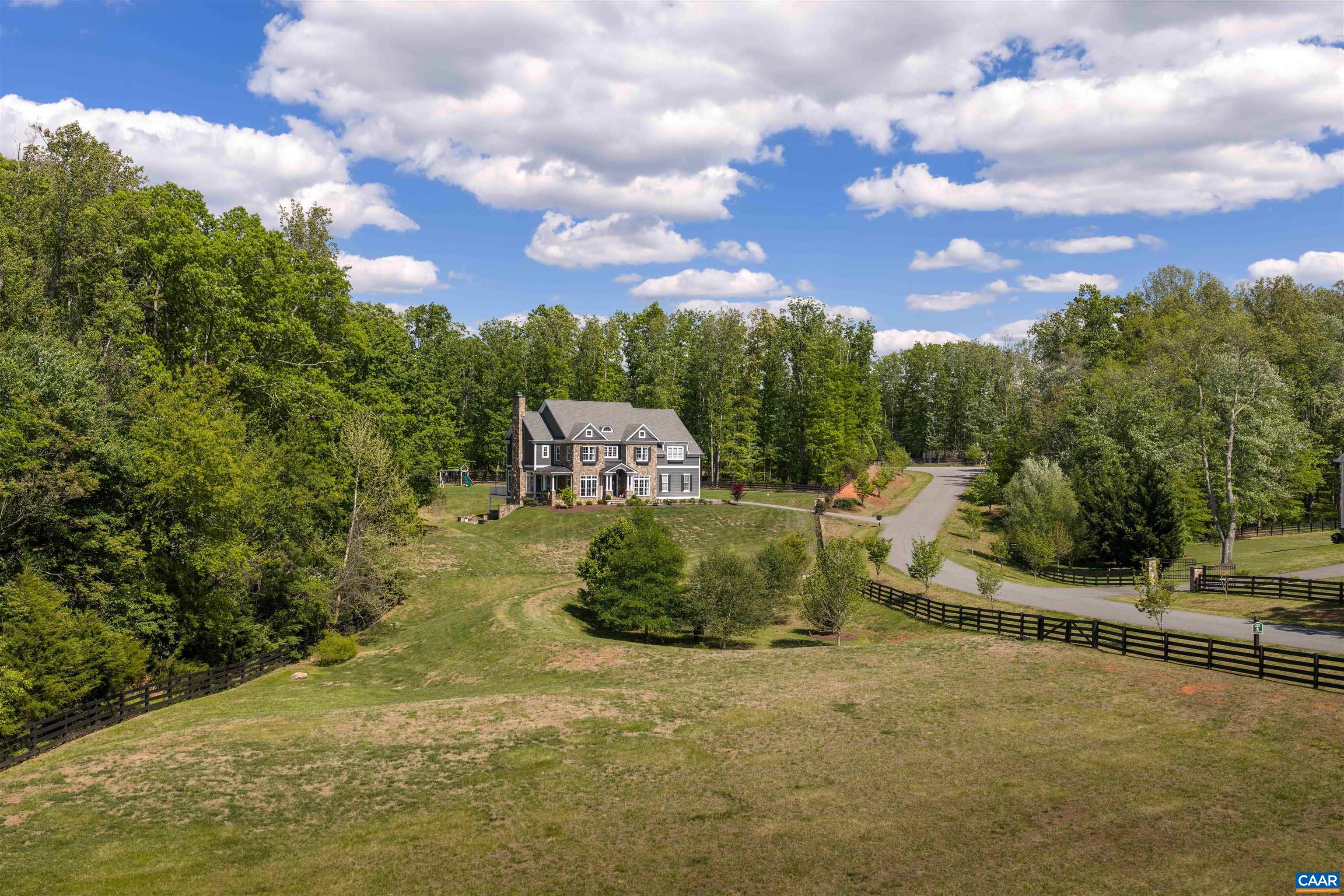 421 HOUNDSTOOTH CT, CHARLOTTESVILLE, Virginia 22901, 5 Bedrooms Bedrooms, ,5 BathroomsBathrooms,Residential,421 HOUNDSTOOTH CT,676670 MLS # 676670