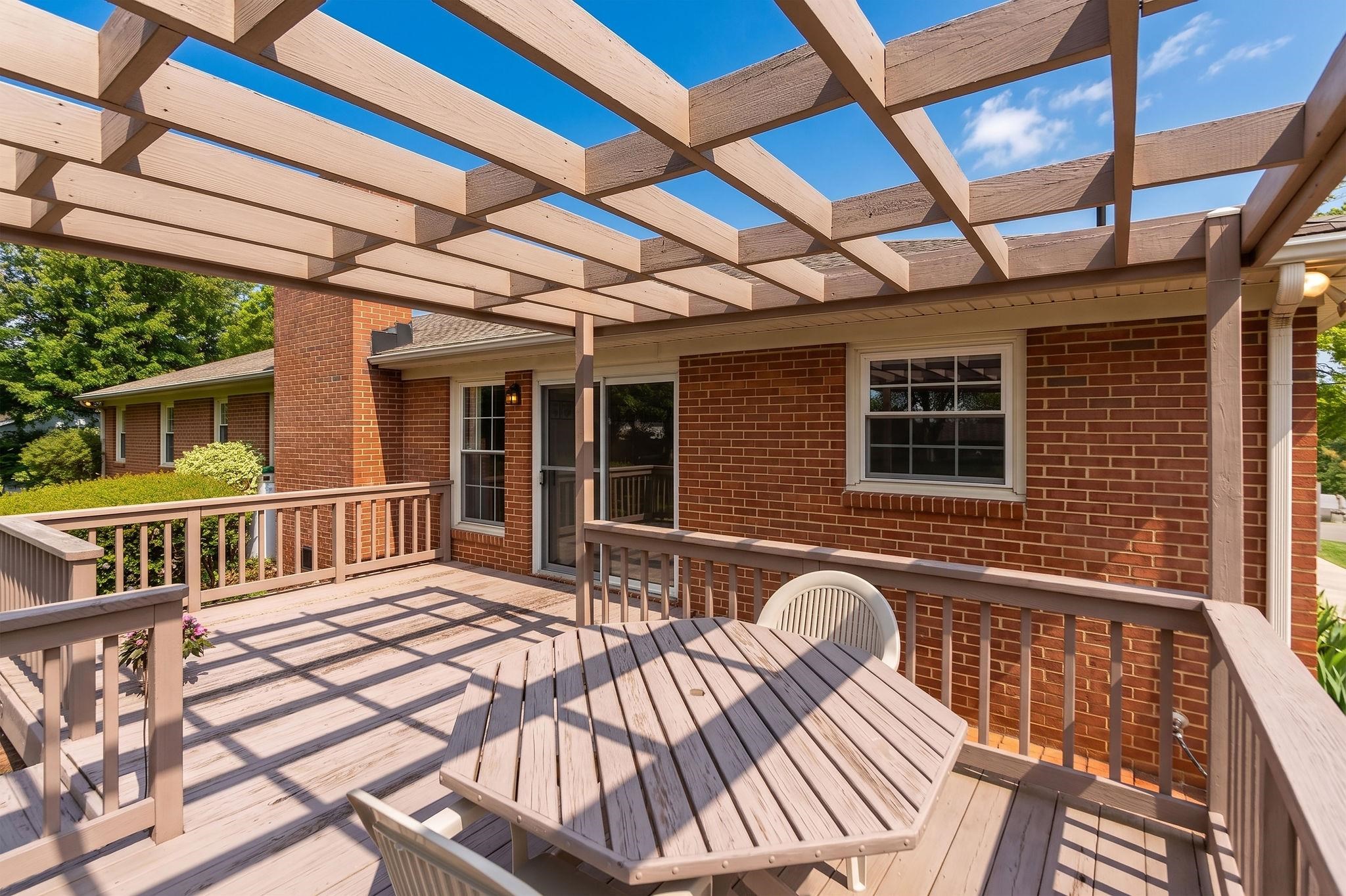 609 SUMTER RD, WAYNESBORO, Virginia 22980, 3 Bedrooms Bedrooms, ,2 BathroomsBathrooms,Residential,609 SUMTER RD,676716 MLS # 676716