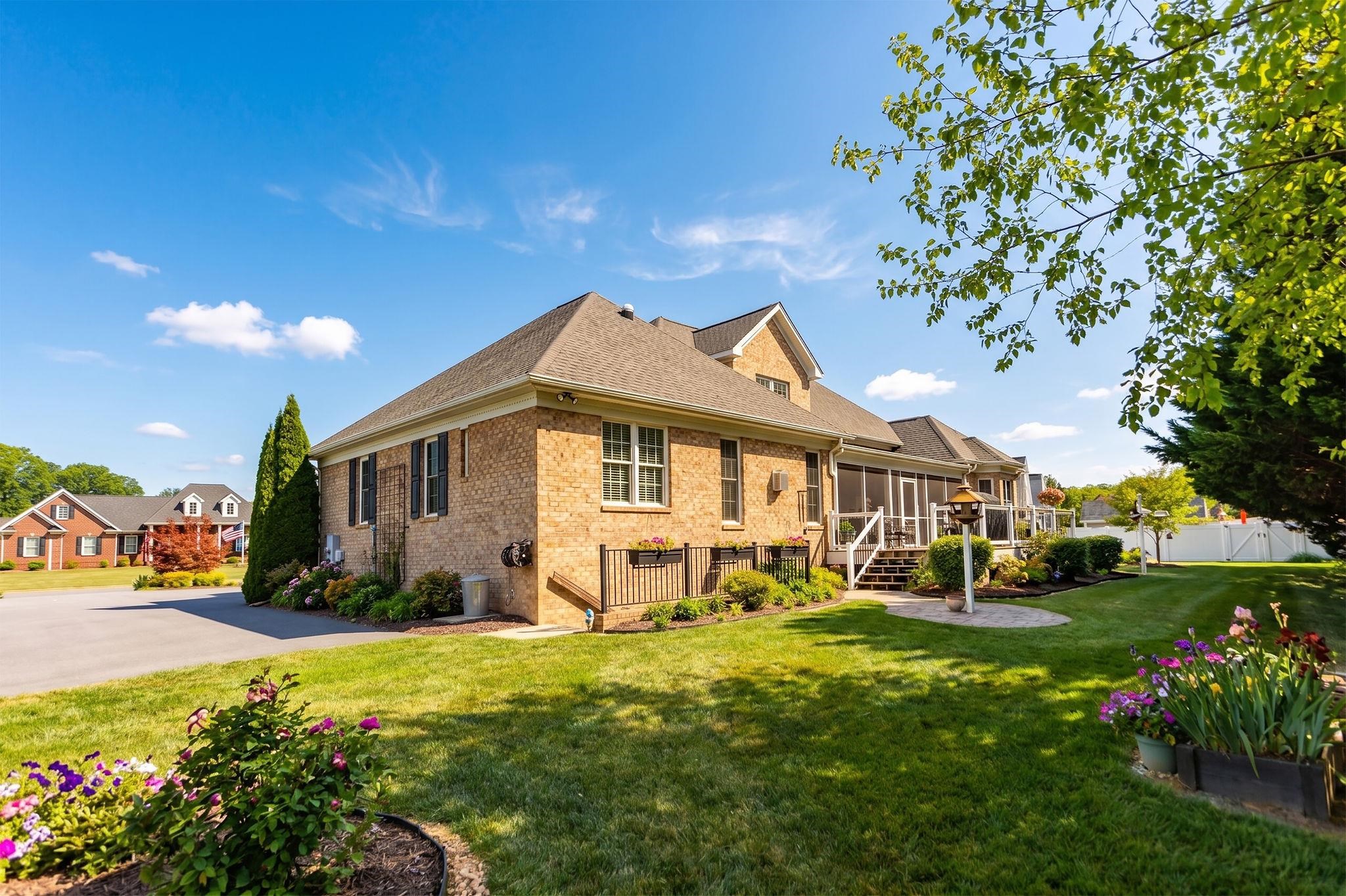 2408 VILLAGE DR, WAYNESBORO, Virginia 22980, 3 Bedrooms Bedrooms, ,4 BathroomsBathrooms,Residential,2408 VILLAGE DR,676717 MLS # 676717