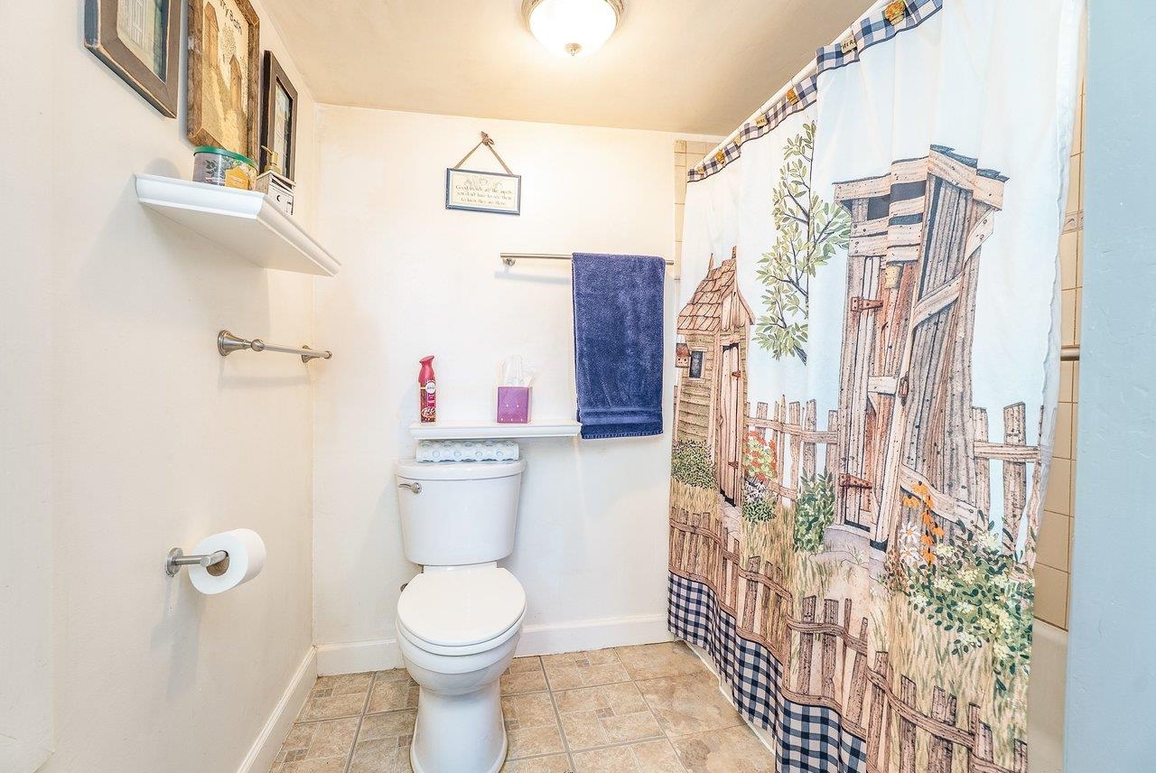 207 8TH ST, GROTTOES, Virginia 24441, 2 Bedrooms Bedrooms, ,1 BathroomBathrooms,Residential,207 8th,207 8TH ST,676719 MLS # 676719