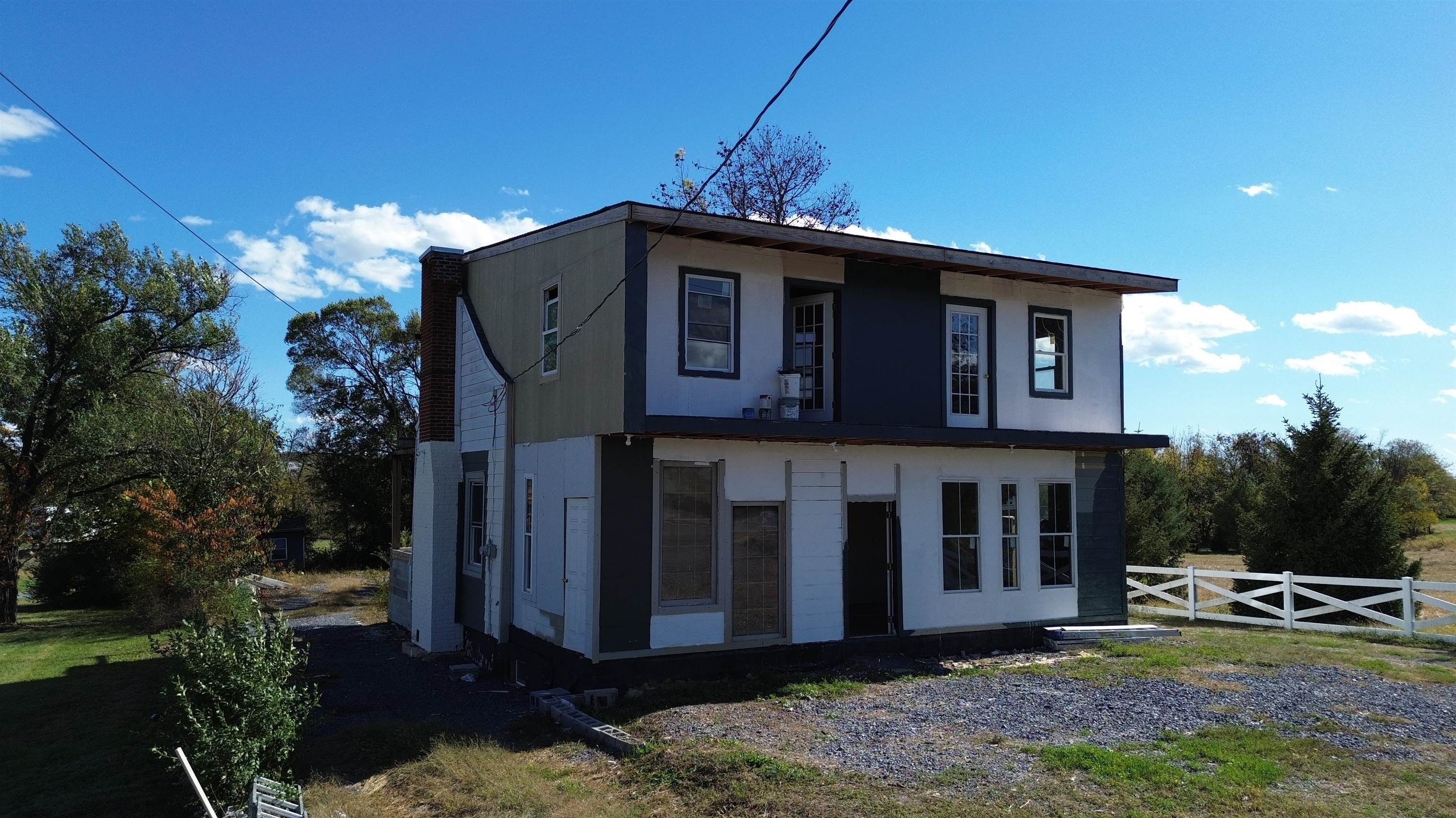 4861 SOUTH VALLEY PIKE, ROCKINGHAM, Virginia 22801, 4 Bedrooms Bedrooms, ,1 BathroomBathrooms,Residential,4861 SOUTH VALLEY PIKE,676734 MLS # 676734