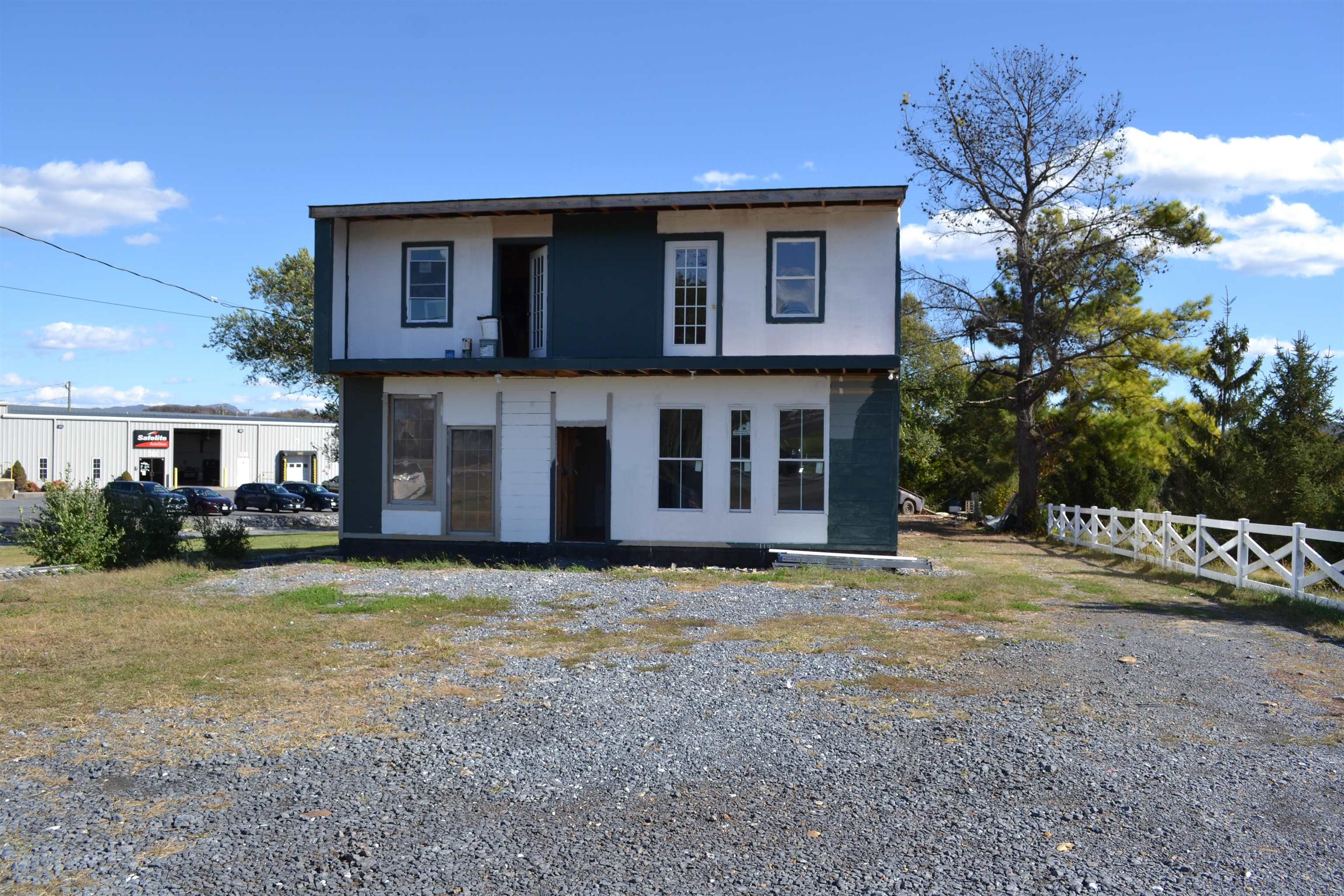 4861 SOUTH VALLEY PIKE, ROCKINGHAM, Virginia 22801, 4 Bedrooms Bedrooms, ,1 BathroomBathrooms,Residential,4861 SOUTH VALLEY PIKE,676734 MLS # 676734