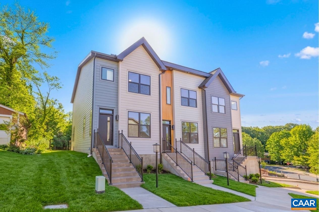 302 FLINT DR, CHARLOTTESVILLE, Virginia 22903, 3 Bedrooms Bedrooms, ,3 BathroomsBathrooms,Residential,Colton,302 FLINT DR,676736 MLS # 676736