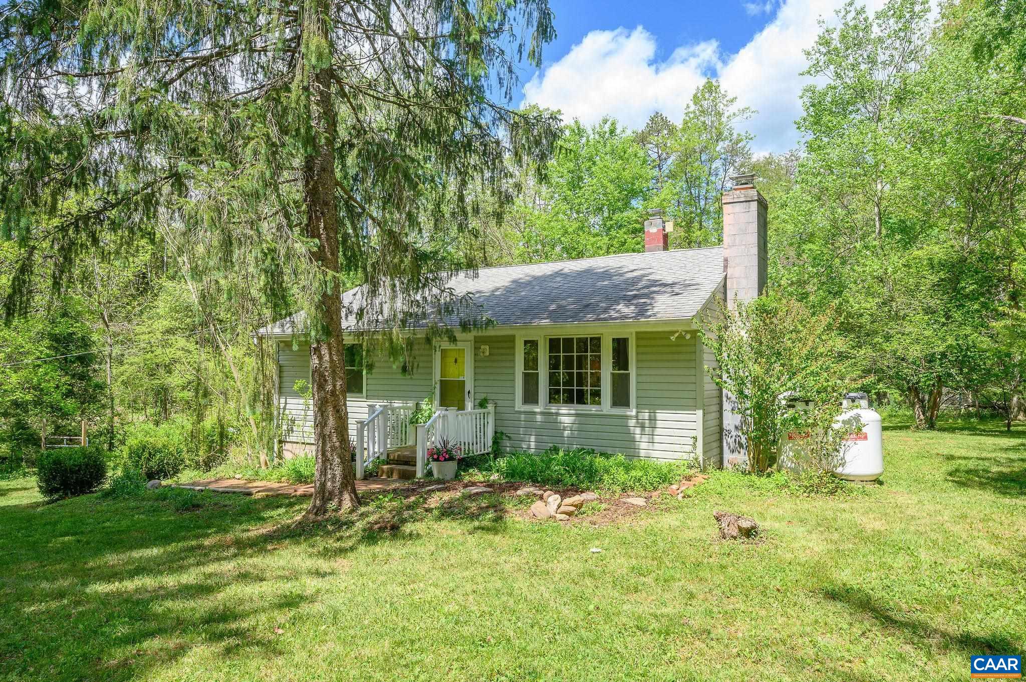 6554 ESMONT RD, KEENE, Virginia 22946, 2 Bedrooms Bedrooms, ,1 BathroomBathrooms,Residential,6554 ESMONT RD,676737 MLS # 676737