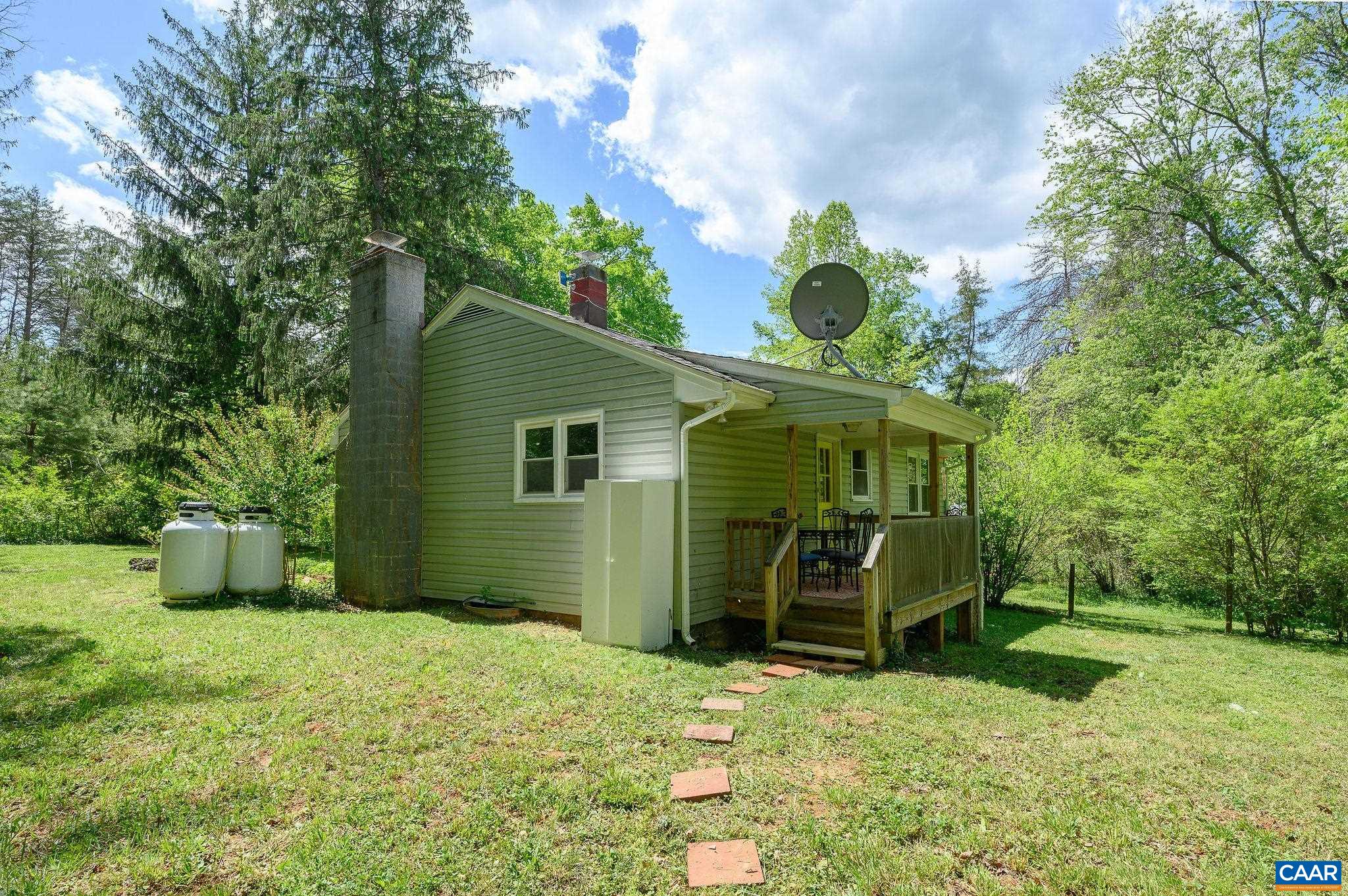 6554 ESMONT RD, KEENE, Virginia 22946, 2 Bedrooms Bedrooms, ,1 BathroomBathrooms,Residential,6554 ESMONT RD,676737 MLS # 676737